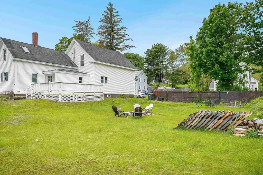 25 Prospect Street Pembroke NH 03275