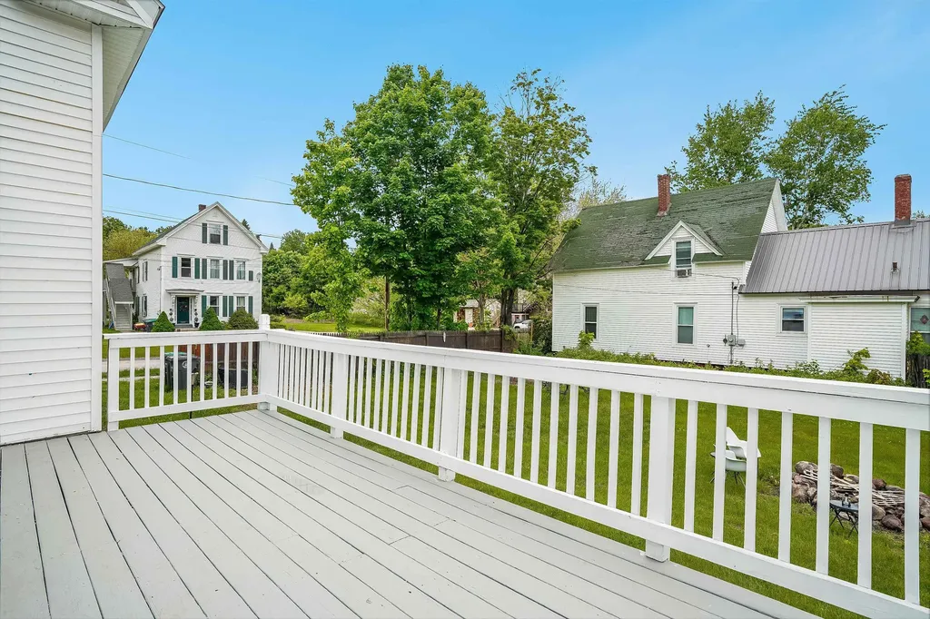 25 Prospect Street Pembroke NH 03275