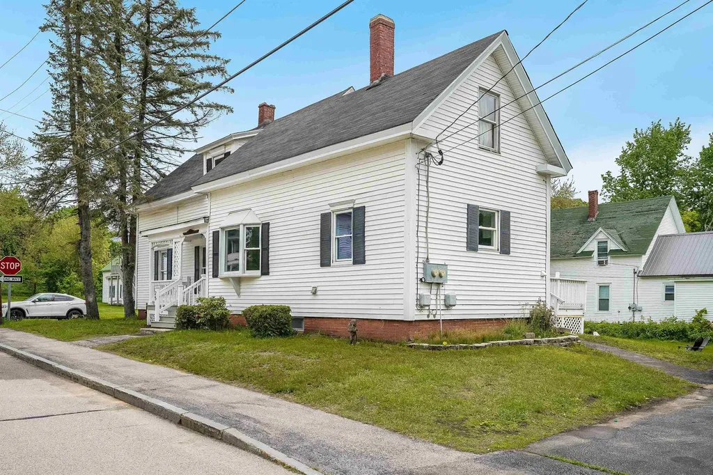 25 Prospect Street Pembroke NH 03275