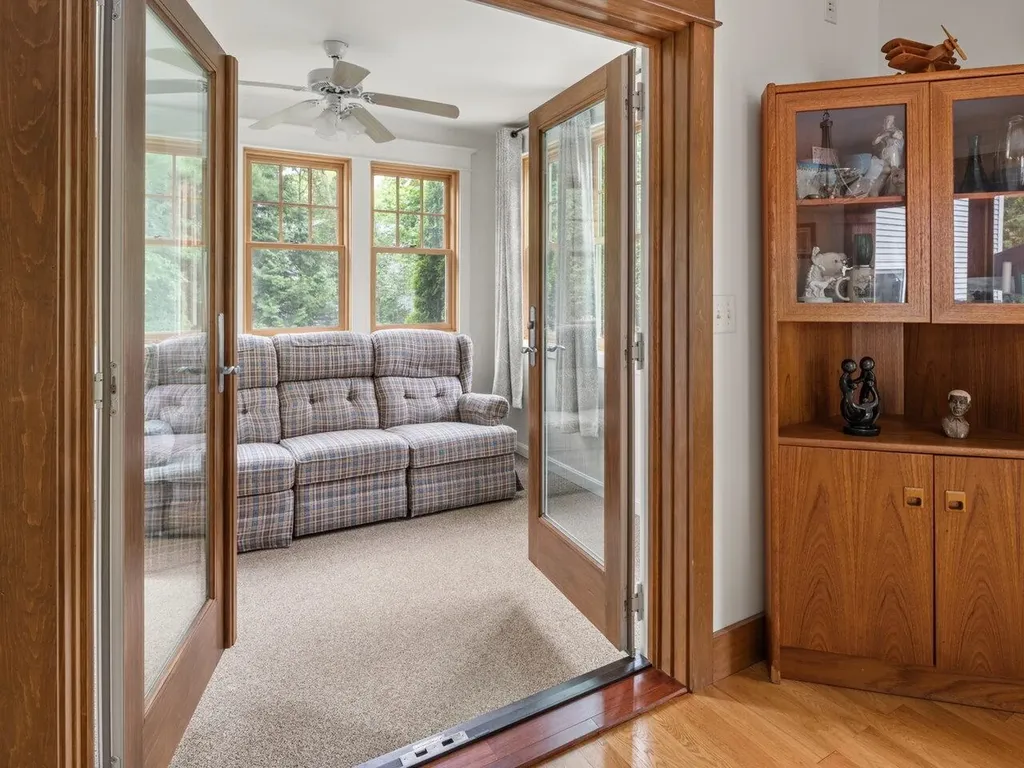 278 South Cove Road Burlington VT 05401