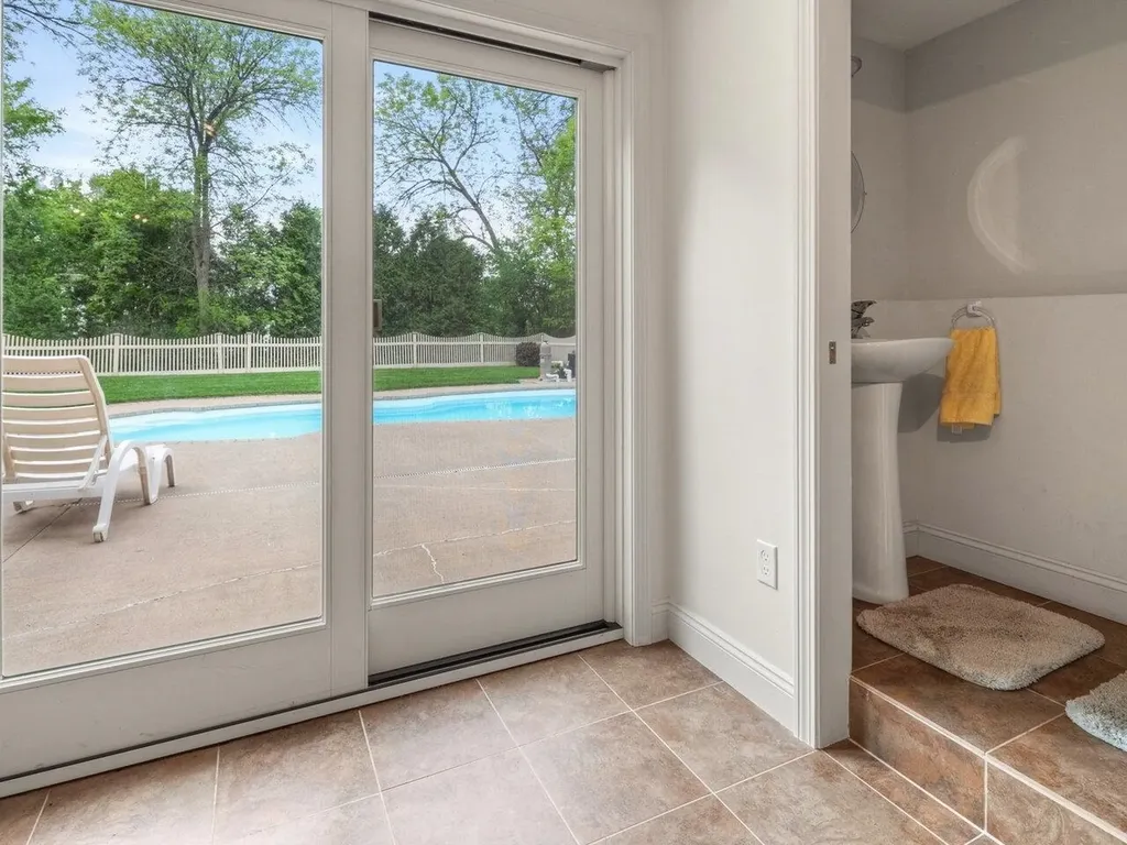 278 South Cove Road Burlington VT 05401