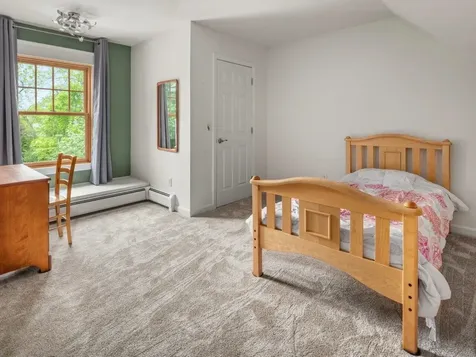 278 South Cove Road Burlington VT 05401