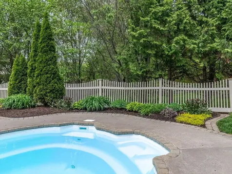 278 South Cove Road Burlington VT 05401