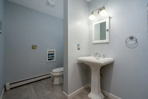 6 Virginia Court Hooksett NH 03106