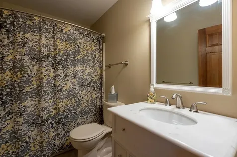 6 Virginia Court Hooksett NH 03106