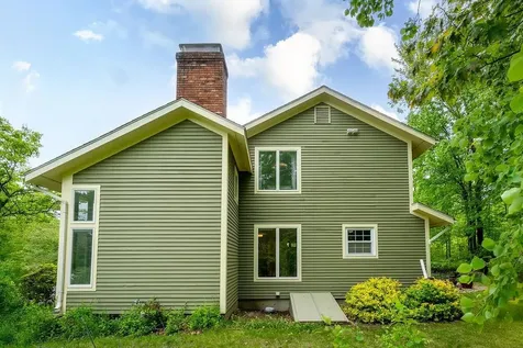 6 Virginia Court Hooksett NH 03106