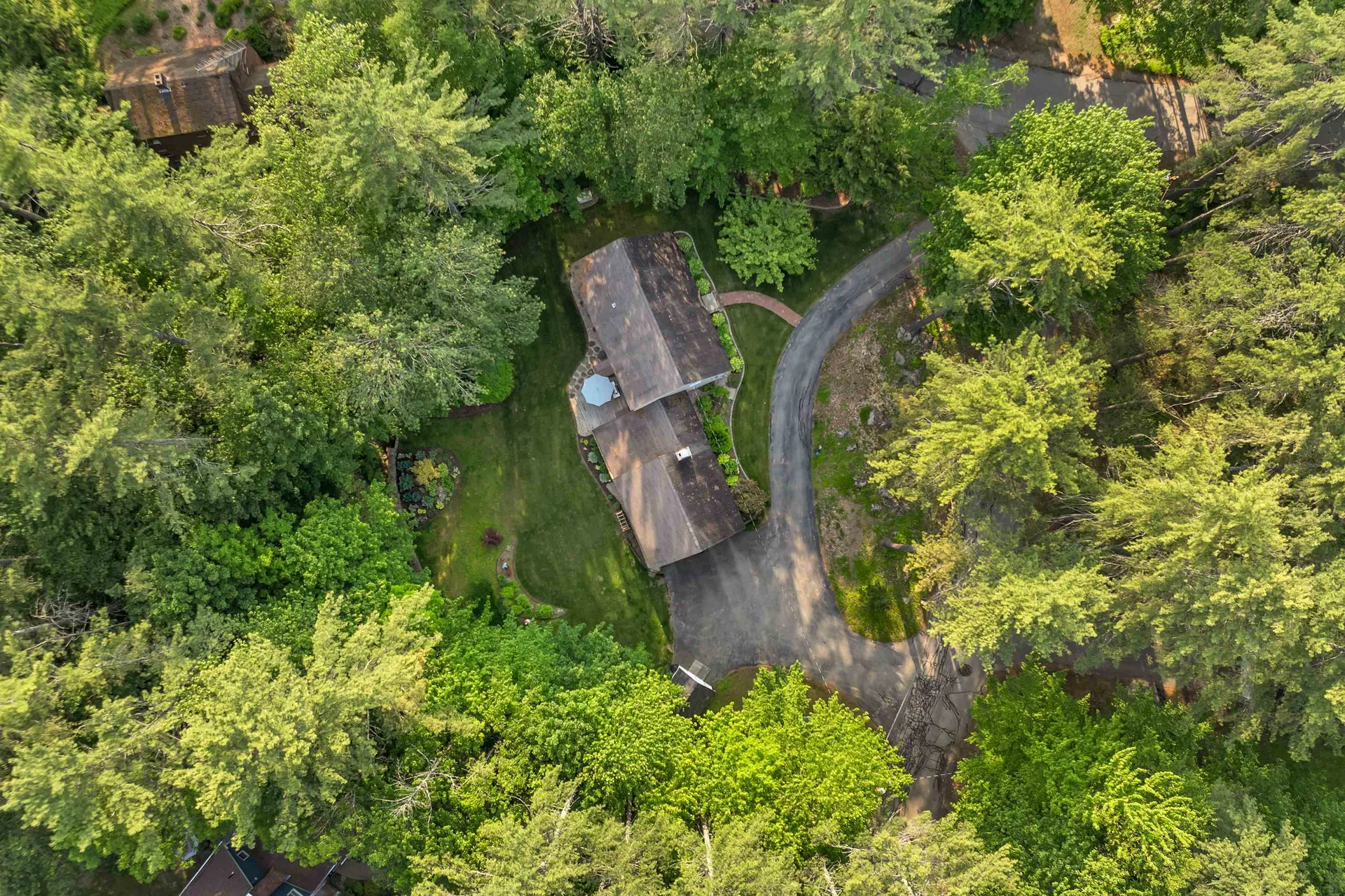 3 Dove Street Wolfeboro NH 03894
