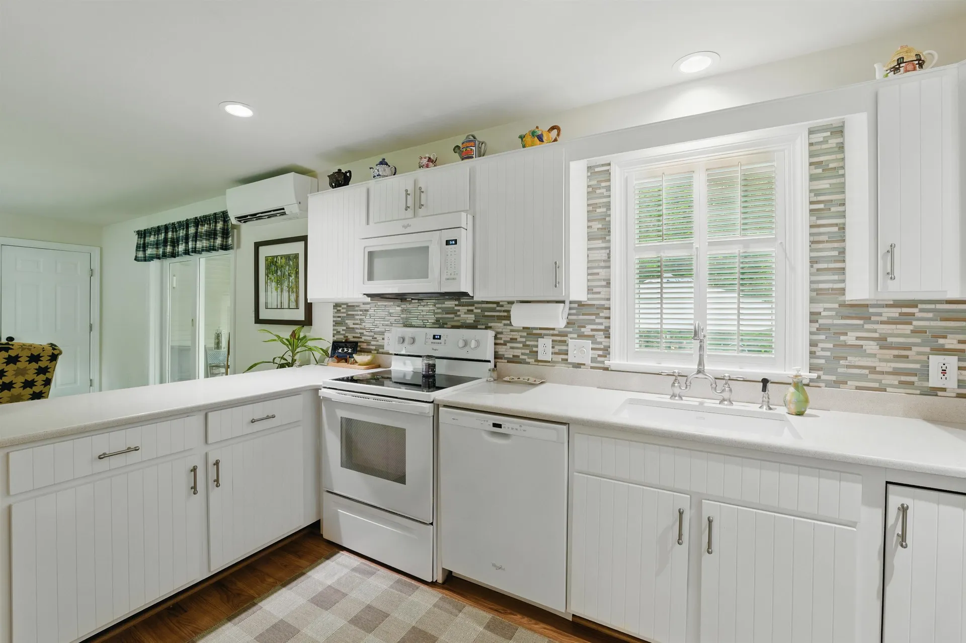3 Dove Street Wolfeboro NH 03894