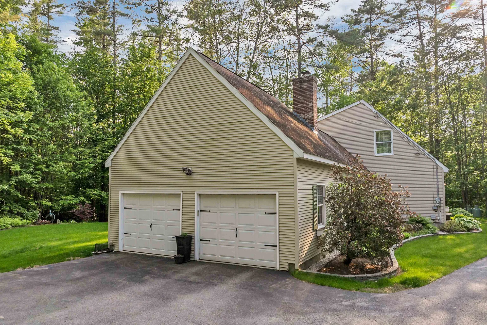 3 Dove Street Wolfeboro NH 03894