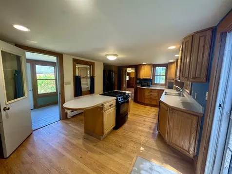 17 Liberty Hill Road Henniker NH 03242