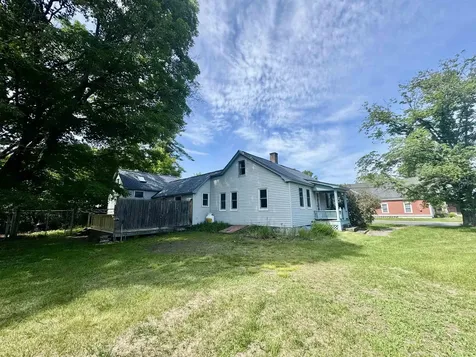 17 Liberty Hill Road Henniker NH 03242