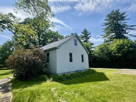17 Liberty Hill Road Henniker NH 03242