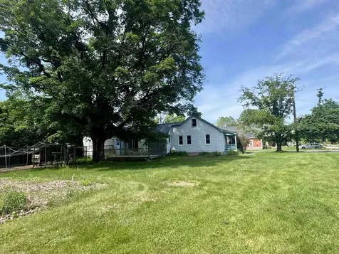 17 Liberty Hill Road Henniker NH 03242