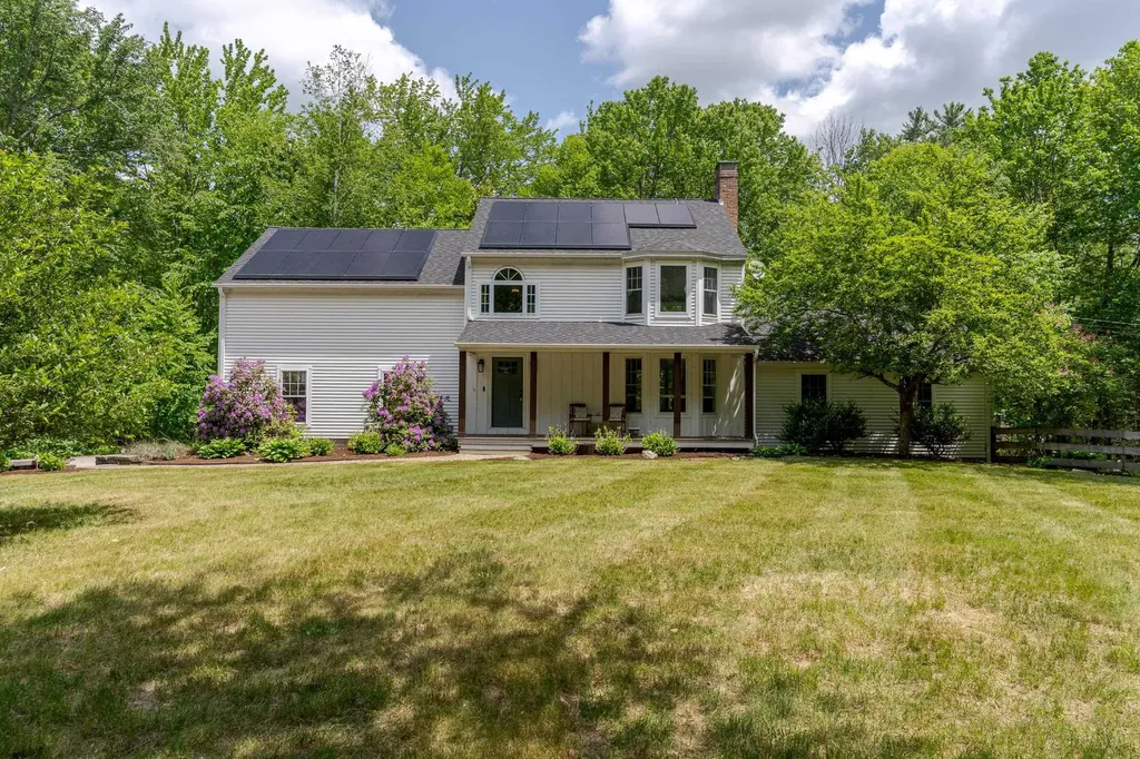 11 Rabbit Lane Barrington NH 03825