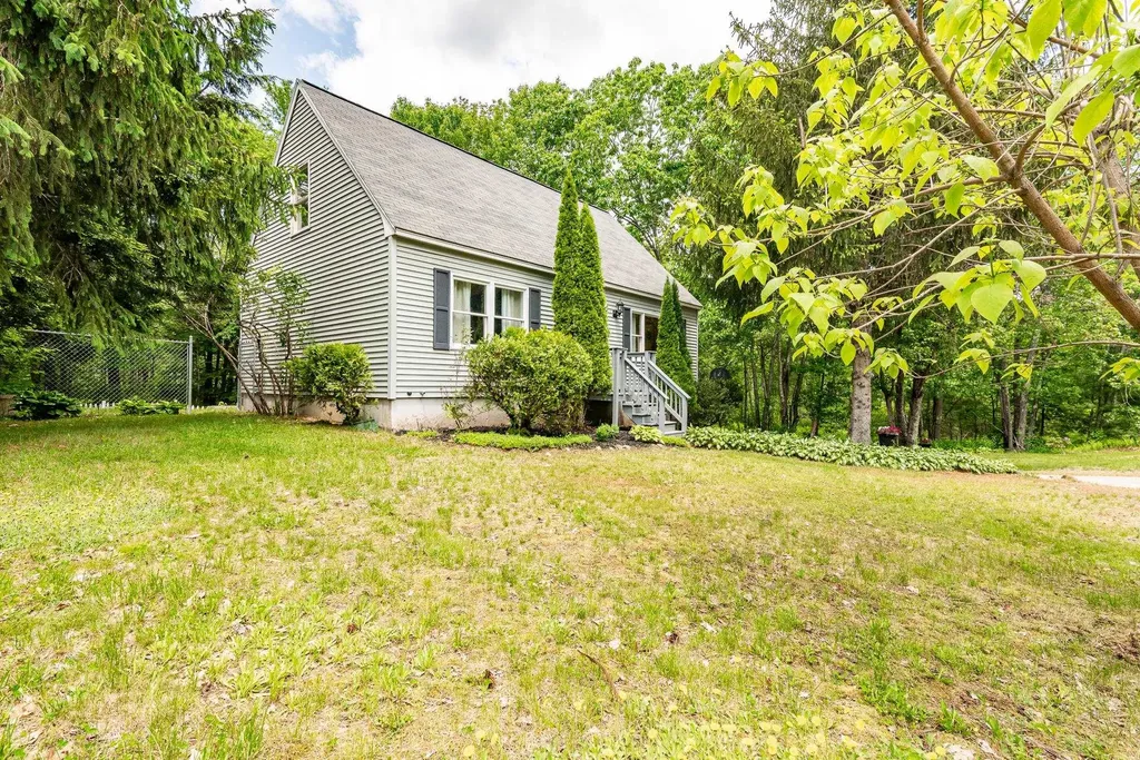 23 Howard Brook Drive Rochester NH 03867