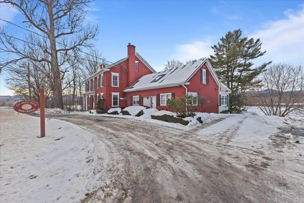 2233 Pucker Street Stowe VT 05672