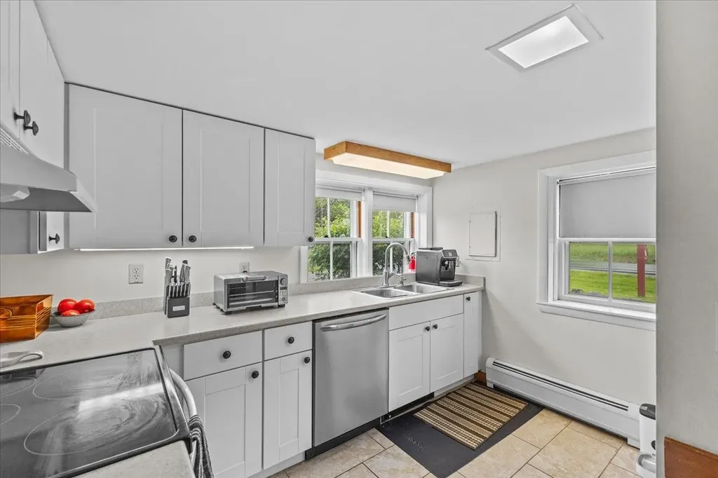 2233 Pucker Street Stowe VT 05672