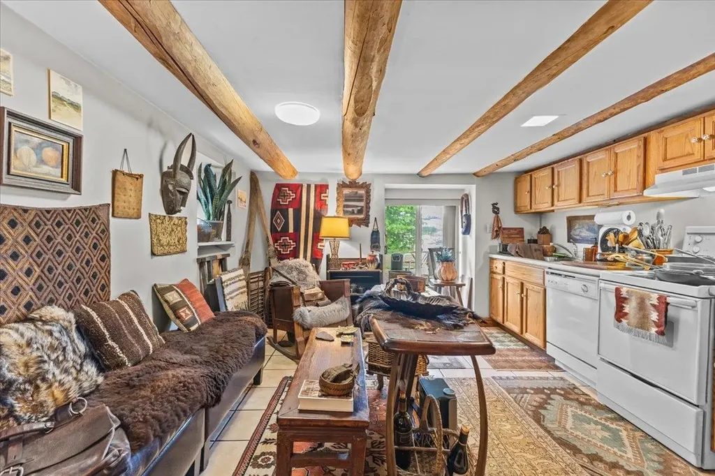 2233 Pucker Street Stowe VT 05672