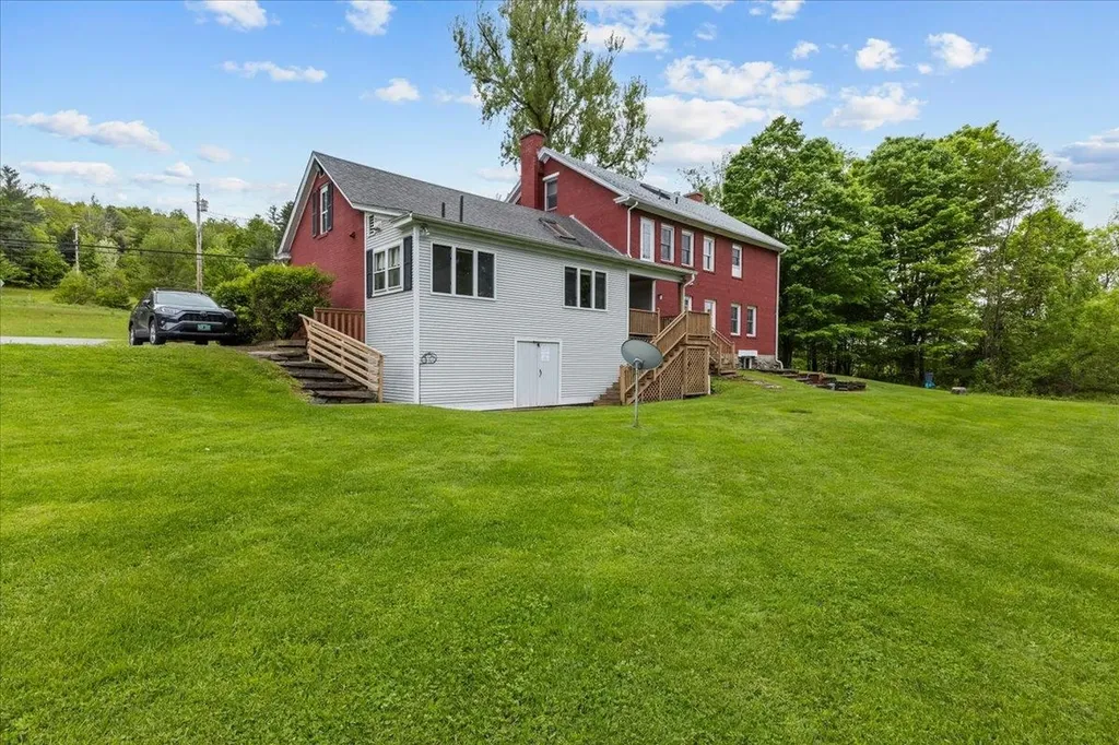 2233 Pucker Street Stowe VT 05672