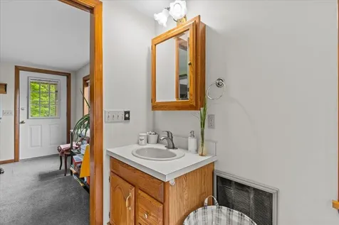 2233 Pucker Street Stowe VT 05672