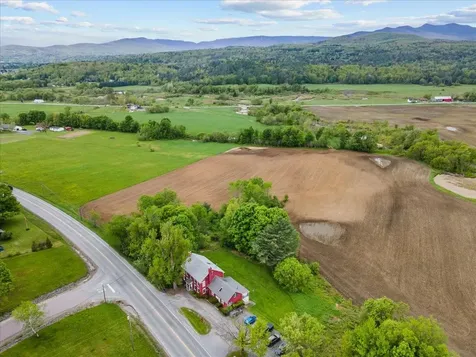 2233 Pucker Street Stowe VT 05672
