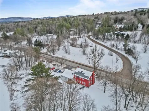 2233 Pucker Street Stowe VT 05672