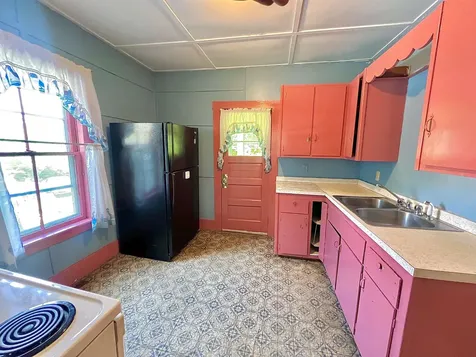 66 Mount Vernon Street Springfield VT 05156
