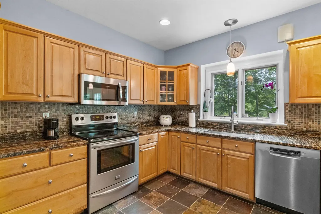 62 Oakmont Drive Concord NH 03301