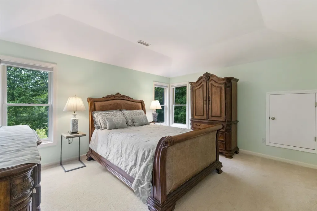62 Oakmont Drive Concord NH 03301