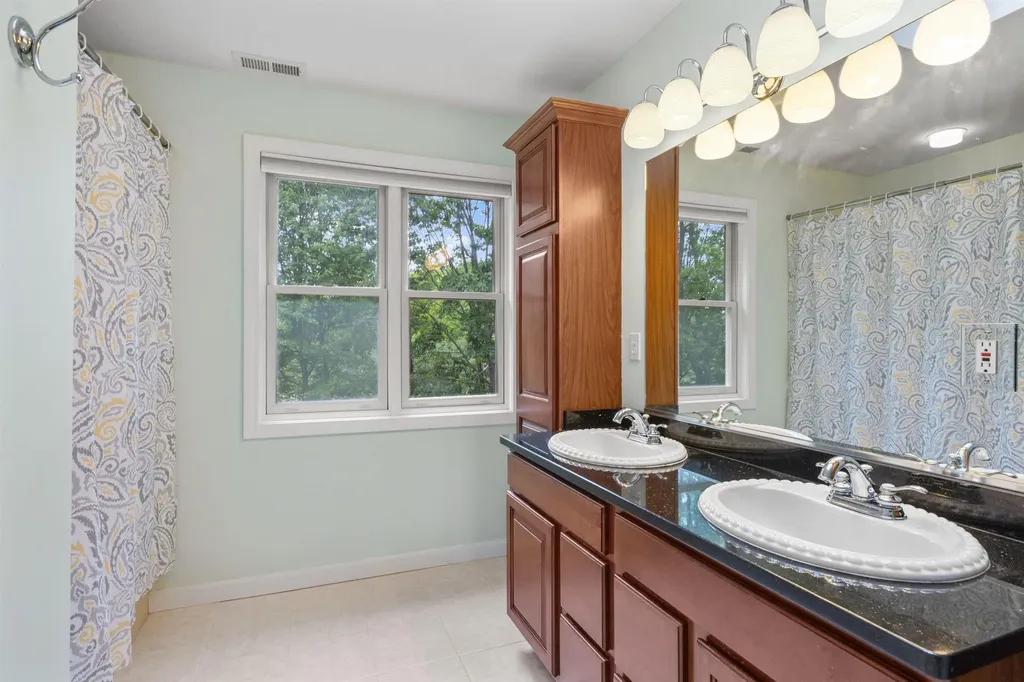 62 Oakmont Drive Concord NH 03301