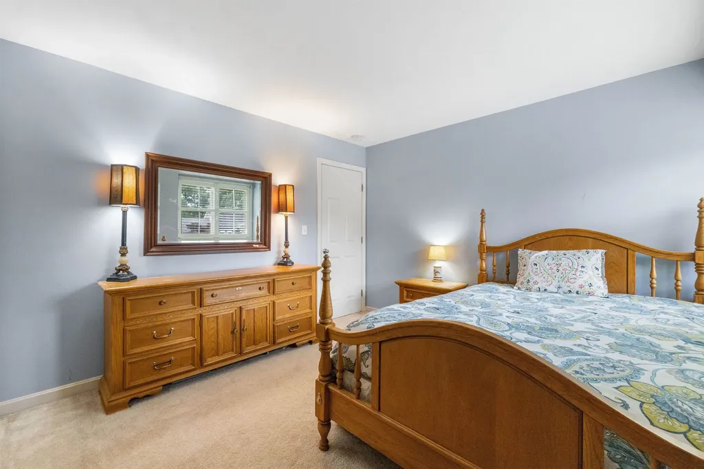 62 Oakmont Drive Concord NH 03301