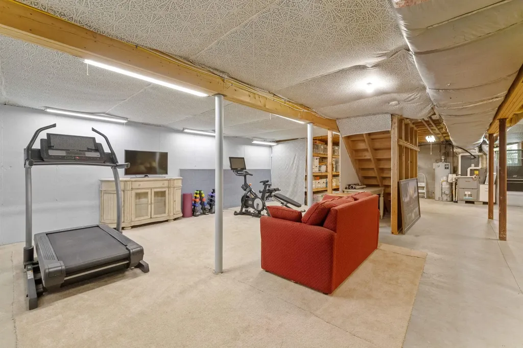62 Oakmont Drive Concord NH 03301