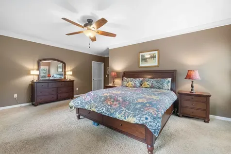 62 Oakmont Drive Concord NH 03301