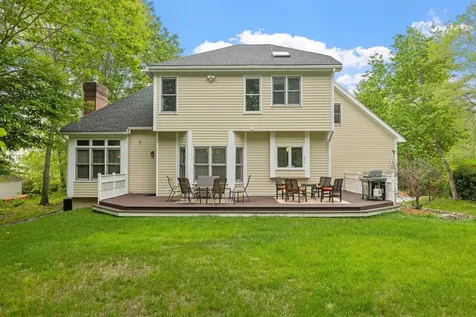 62 Oakmont Drive Concord NH 03301