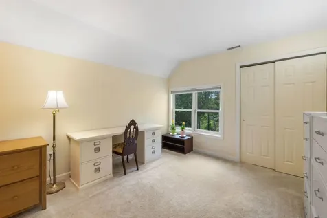 62 Oakmont Drive Concord NH 03301
