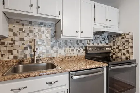 809 White Cedar Boulevard Portsmouth NH 03801