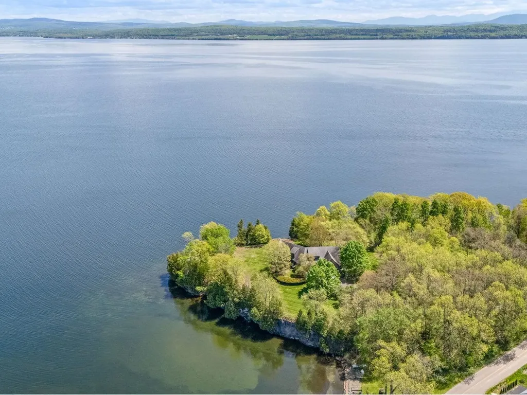 138 East Shore North Grand Isle VT 05458