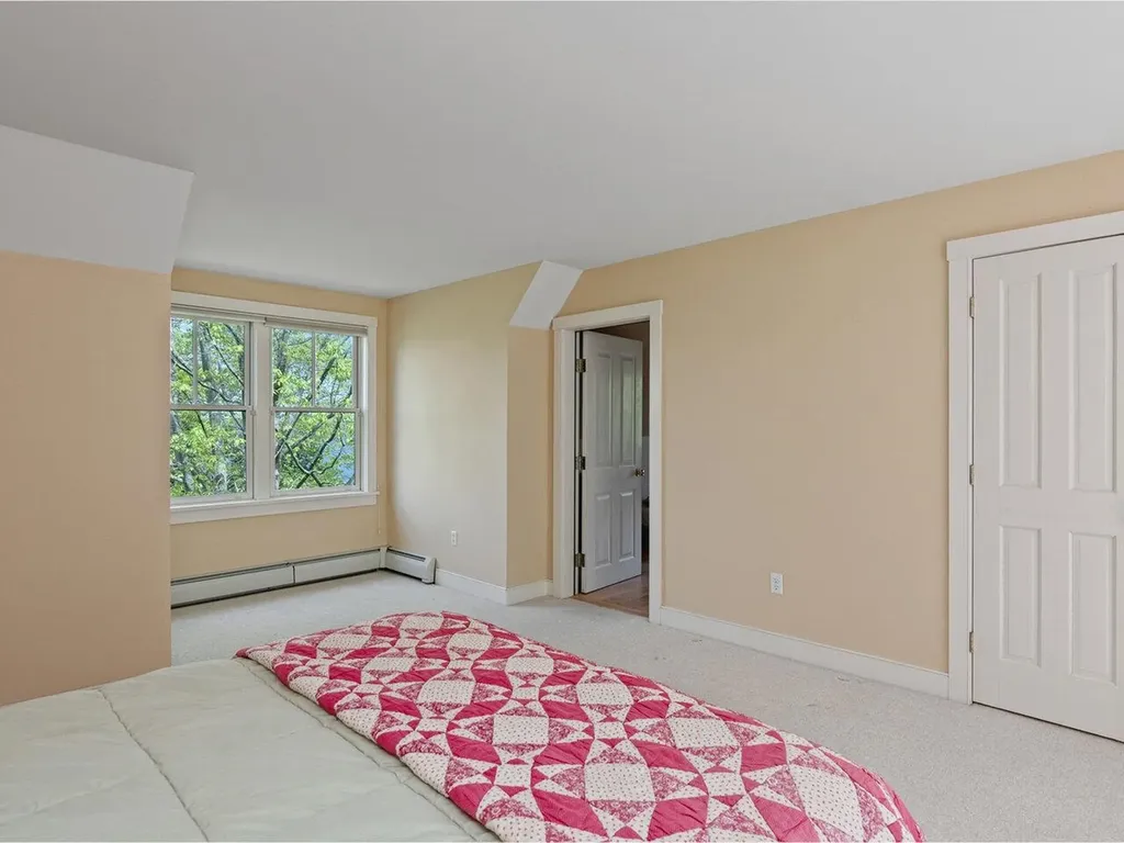 138 East Shore North Grand Isle VT 05458
