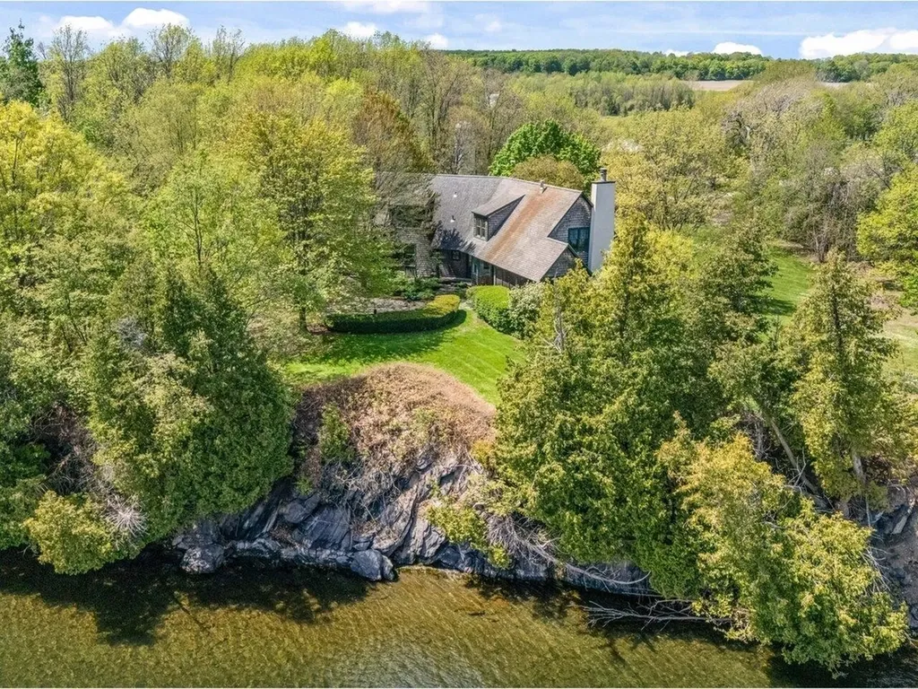138 East Shore North Grand Isle VT 05458