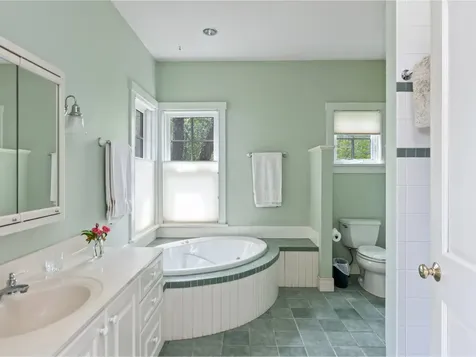 138 East Shore North Grand Isle VT 05458
