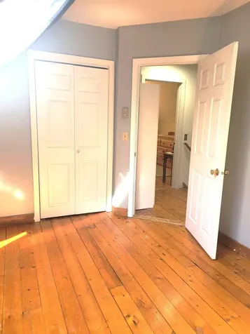 49 Hampshire Circle Brattleboro VT 05301