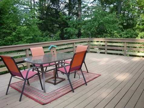 49 Hampshire Circle Brattleboro VT 05301