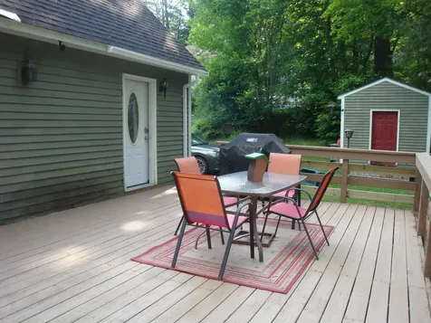 49 Hampshire Circle Brattleboro VT 05301