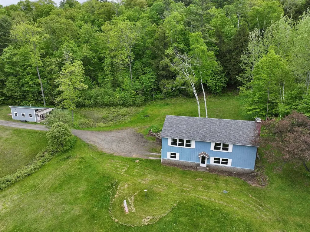 2152 Old Silo Road Barnet VT 05819