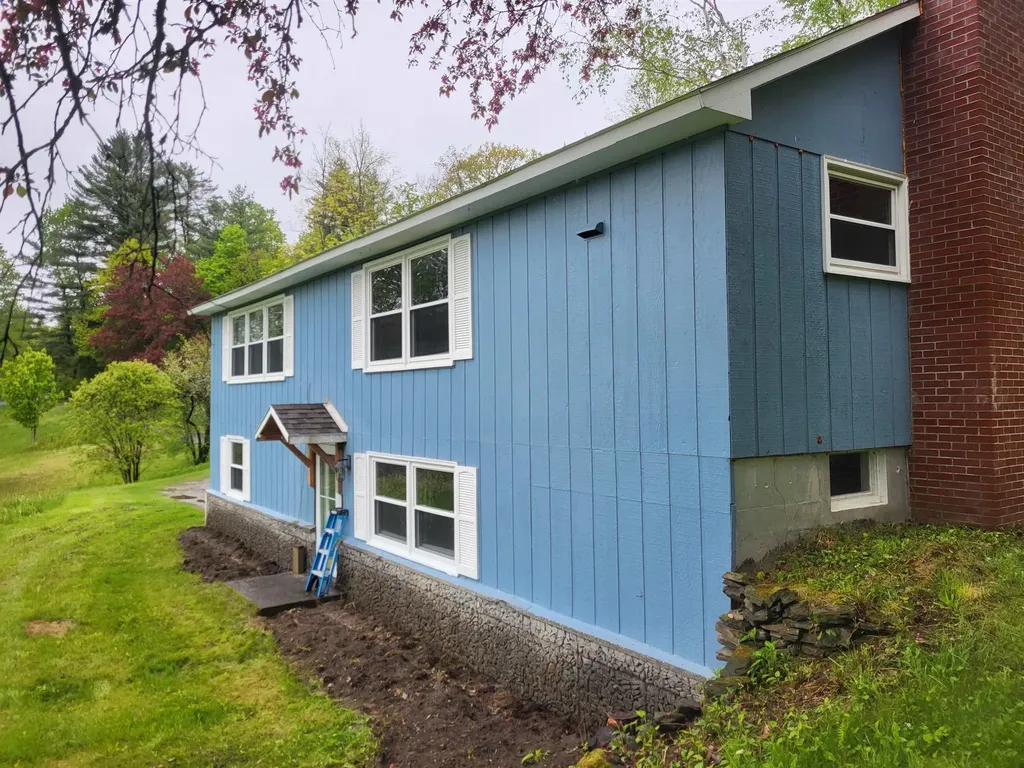 2152 Old Silo Road Barnet VT 05819