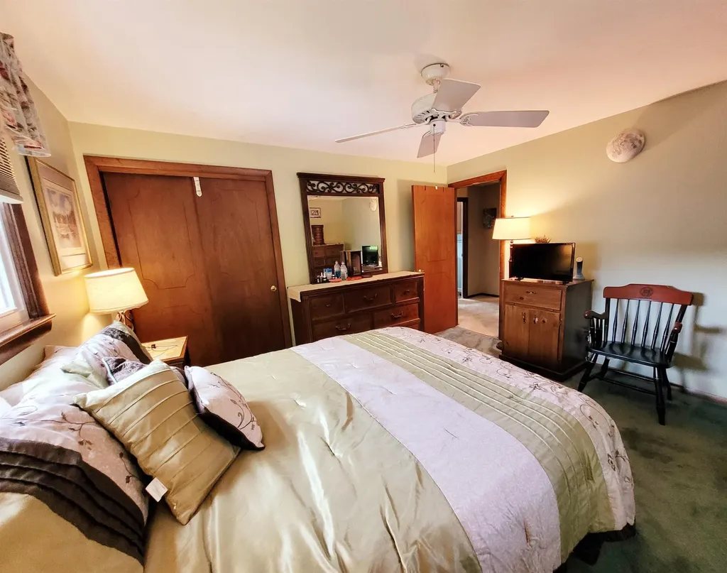 6 Briarcliff Drive Nashua NH 03062