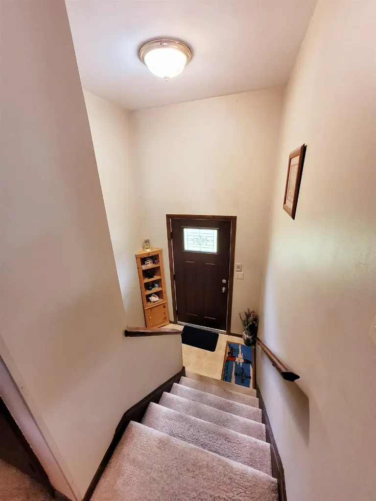 6 Briarcliff Drive Nashua NH 03062