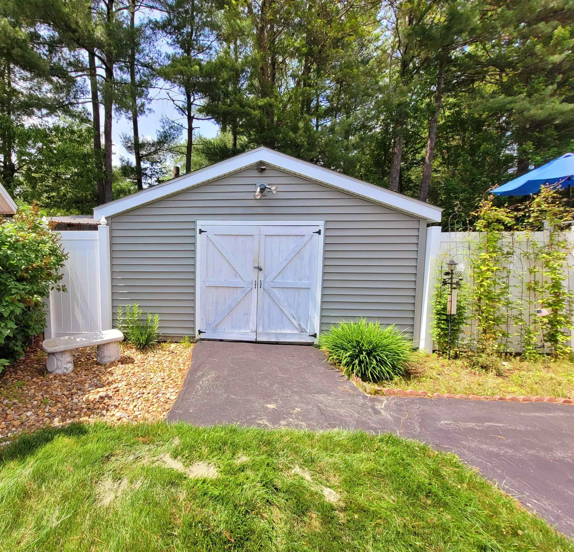 6 Briarcliff Drive Nashua NH 03062