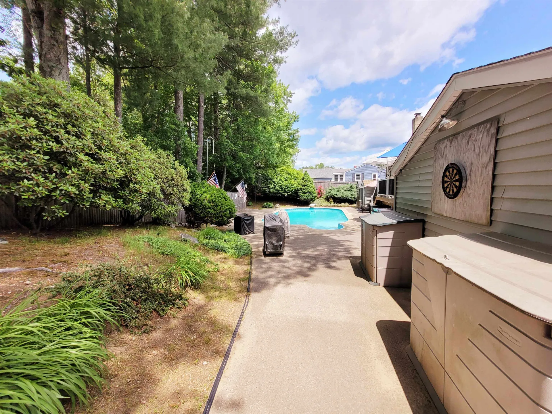 6 Briarcliff Drive Nashua NH 03062