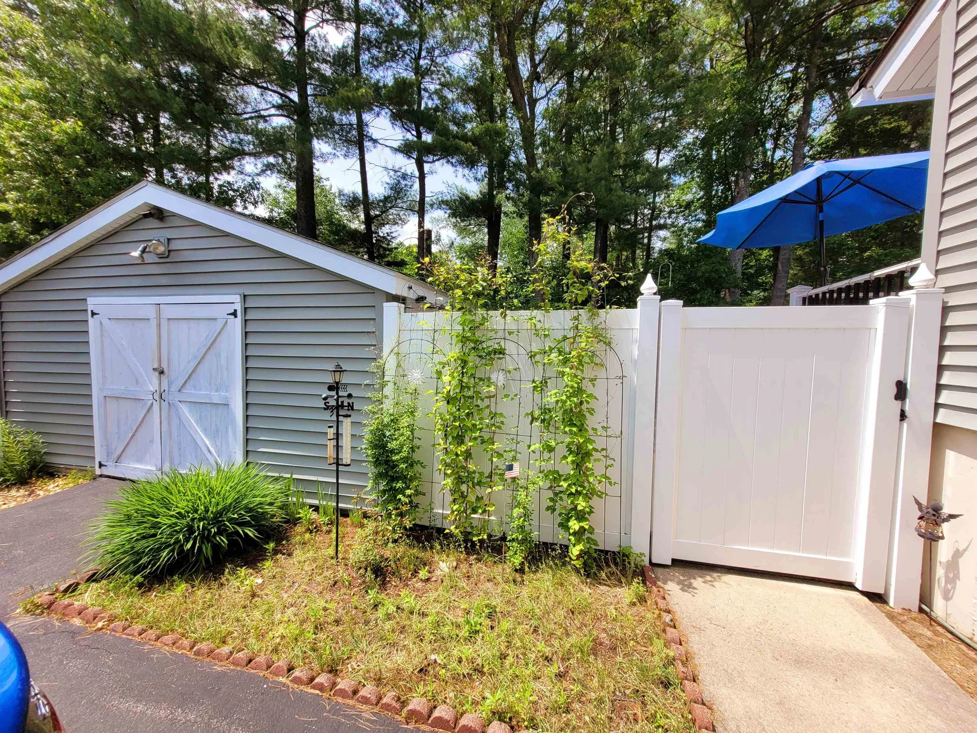 6 Briarcliff Drive Nashua NH 03062